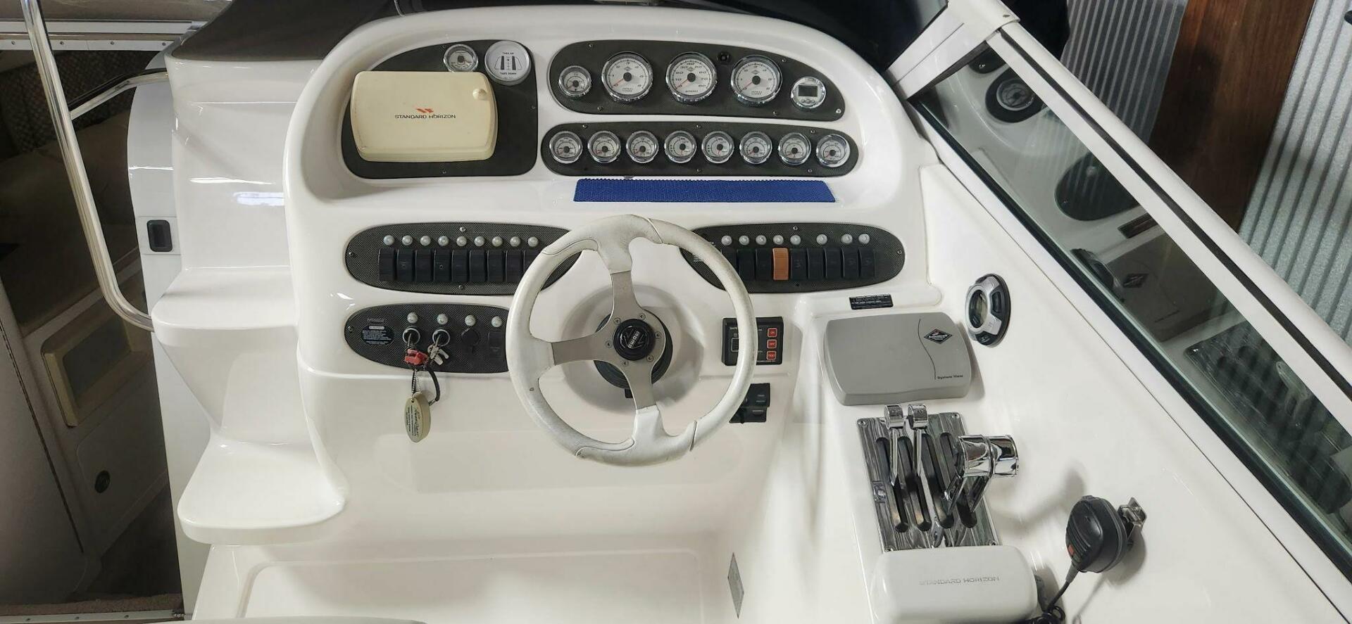 32ft Powerquest Yacht For Sale