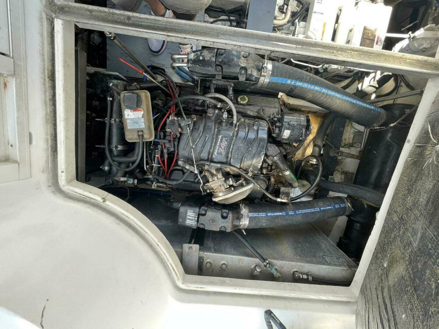 Satellite Office 35ft Carver Yacht For Sale