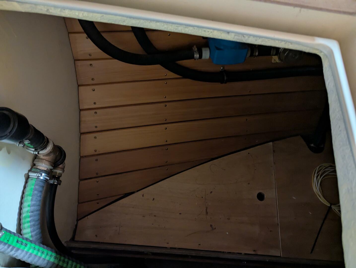 Black Magic 25ft Custom Craft Yacht For Sale