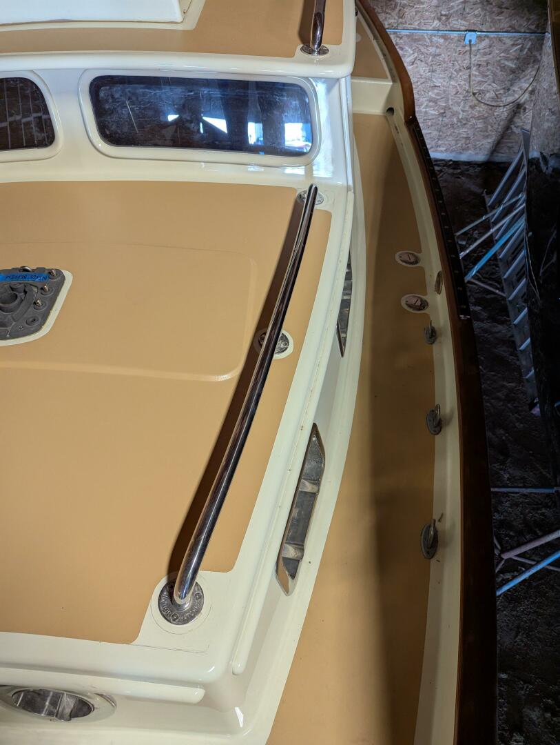 Black Magic 25ft Custom Craft Yacht For Sale