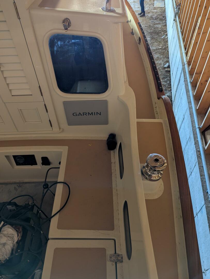 Black Magic 25ft Custom Craft Yacht For Sale