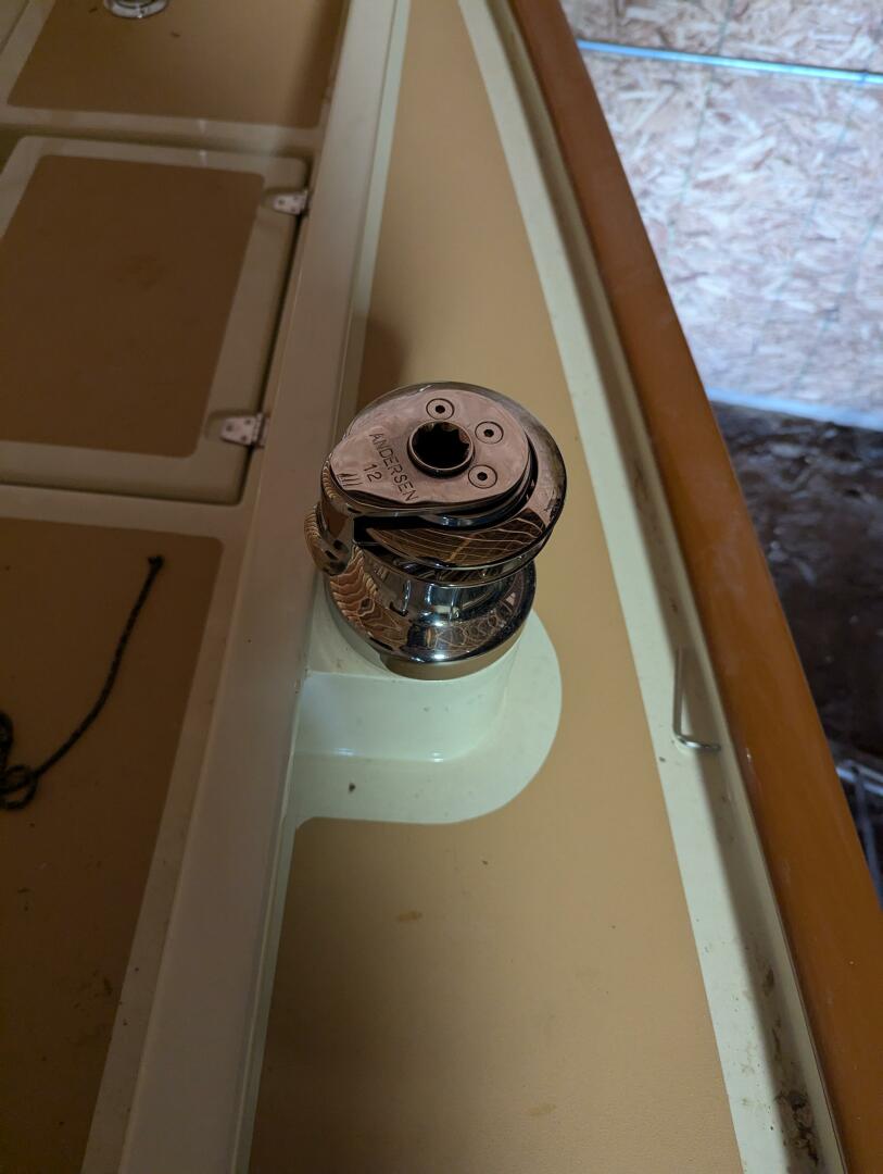 Black Magic 25ft Custom Craft Yacht For Sale