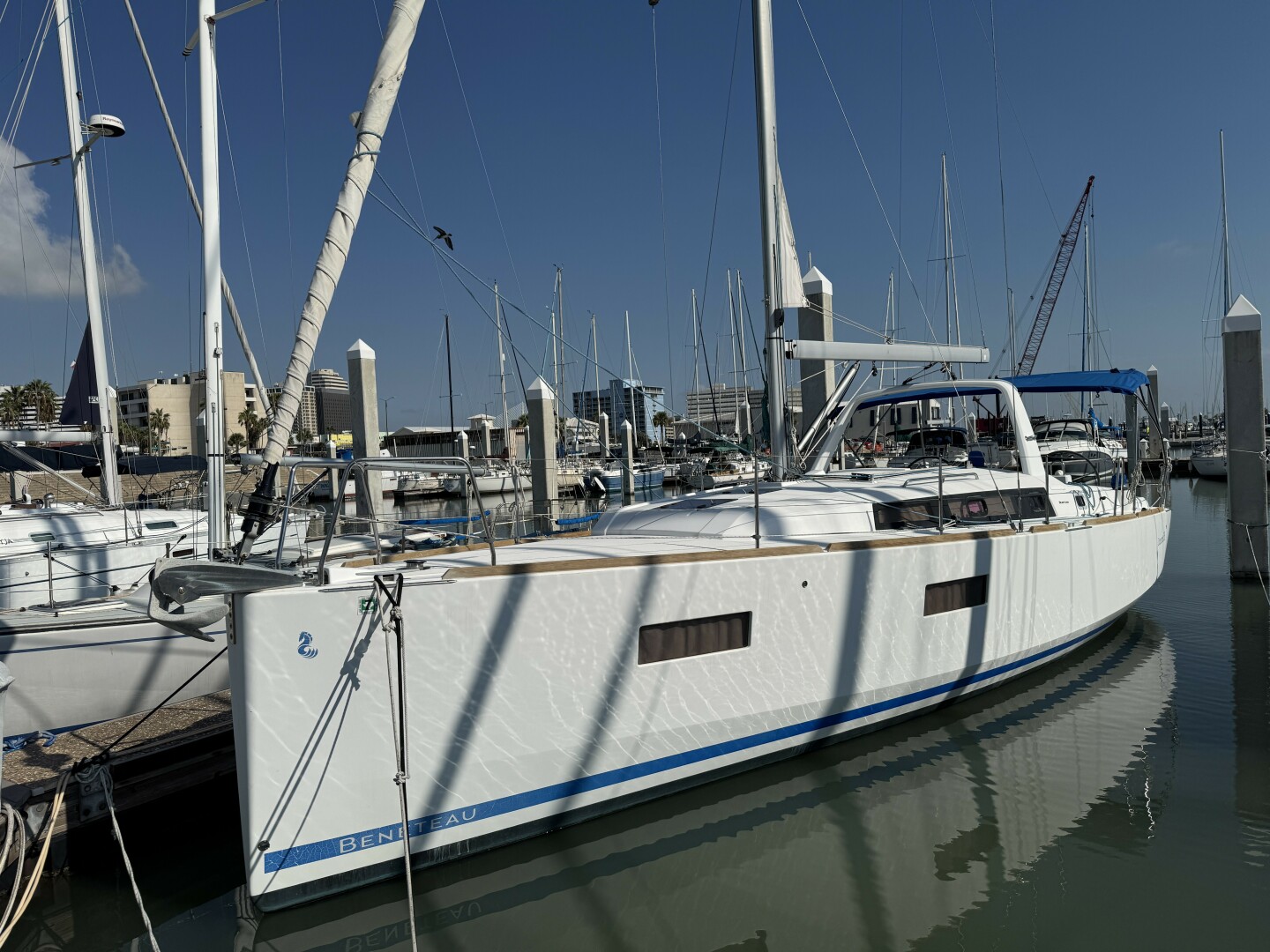 Beneteau Oceanis 38 Weekender