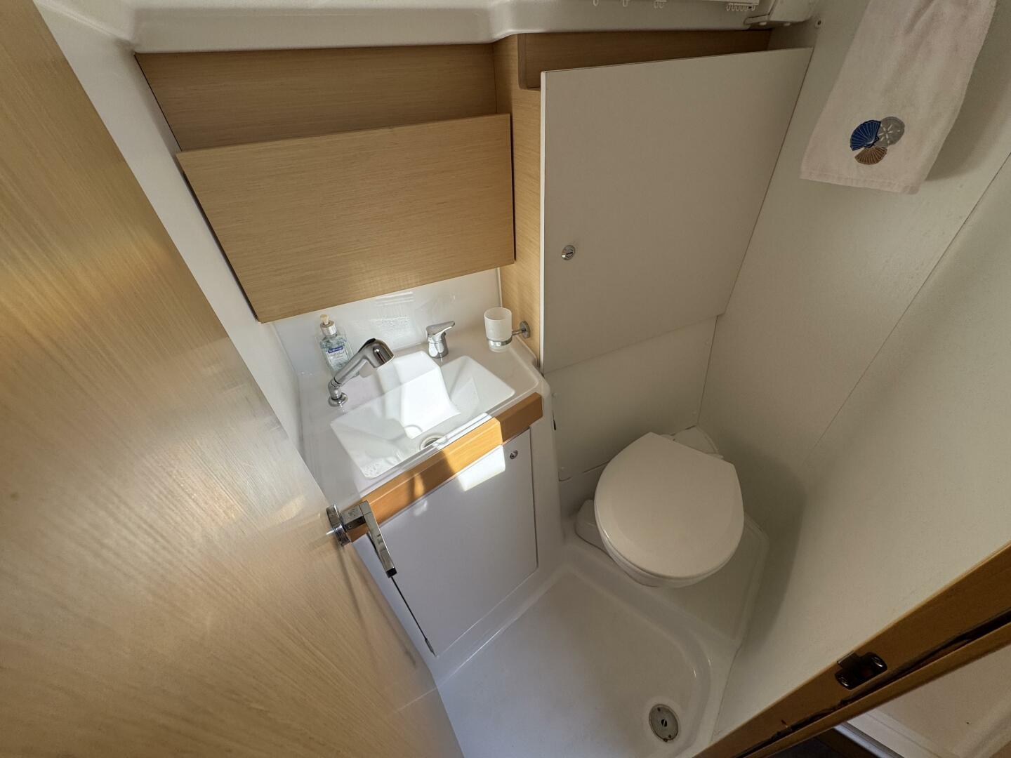 Beneteau Oceanis 38 Weekender