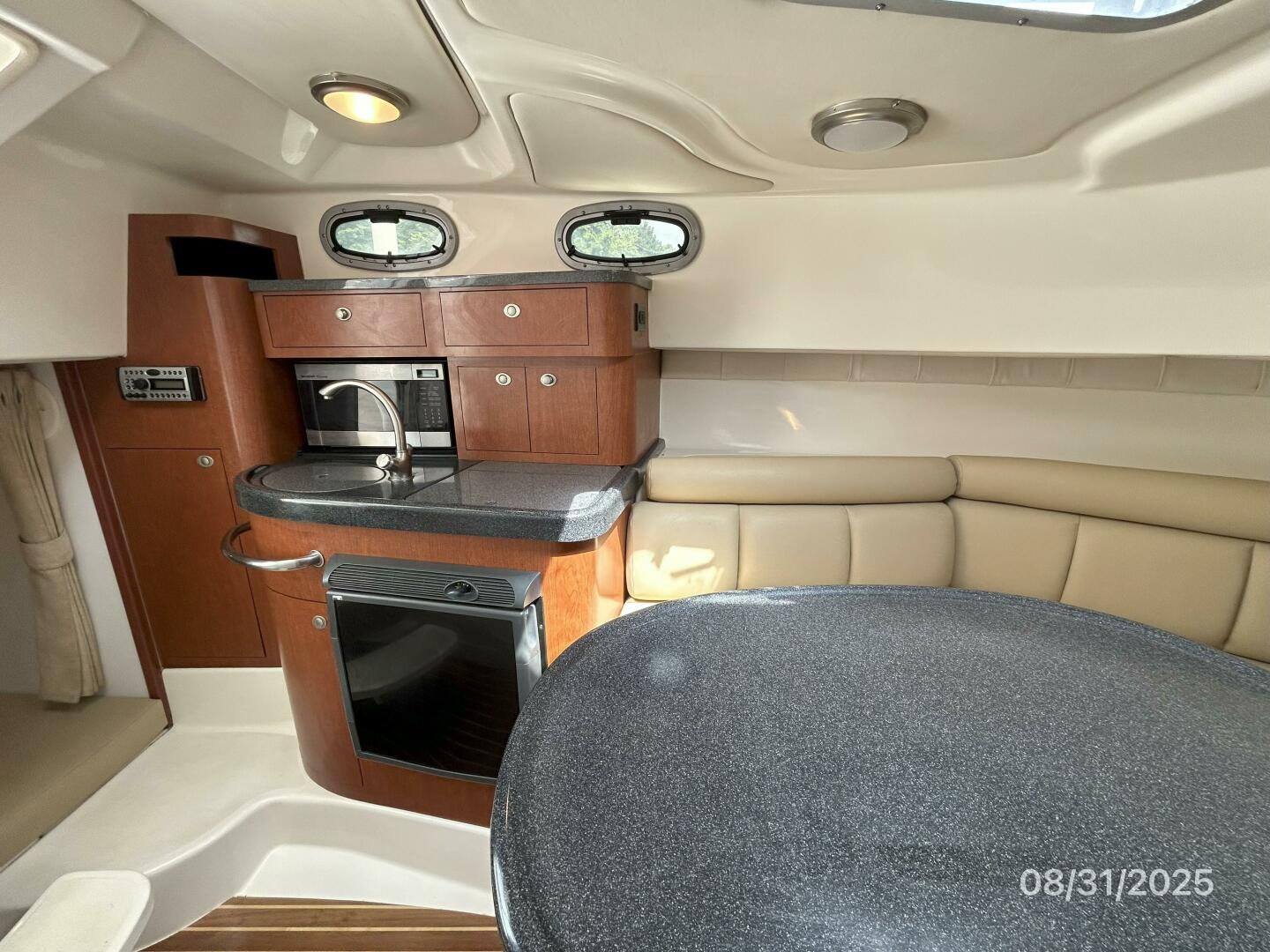 C Cab 31ft Boston Whaler Yacht For Sale
