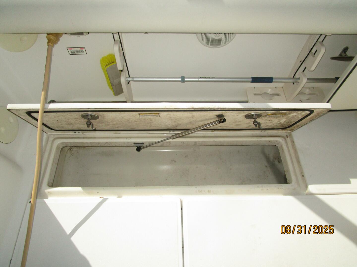 C Cab 31ft Boston Whaler Yacht For Sale