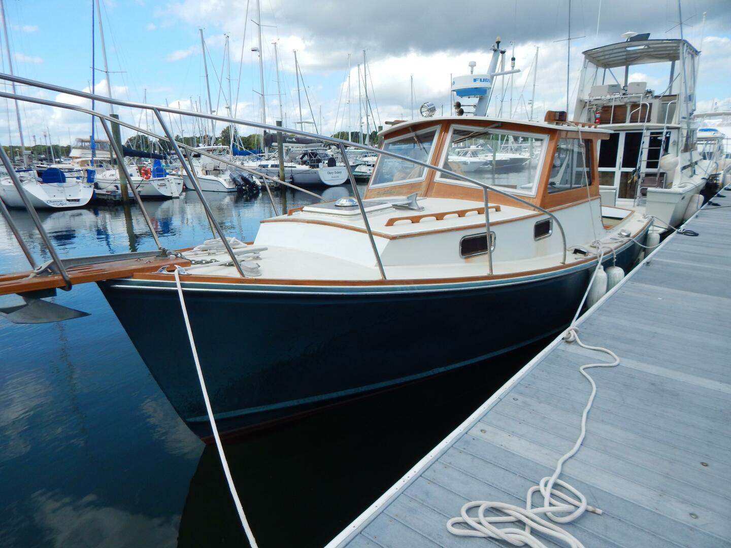 Dragonfly 29ft Dyer Yacht For Sale
