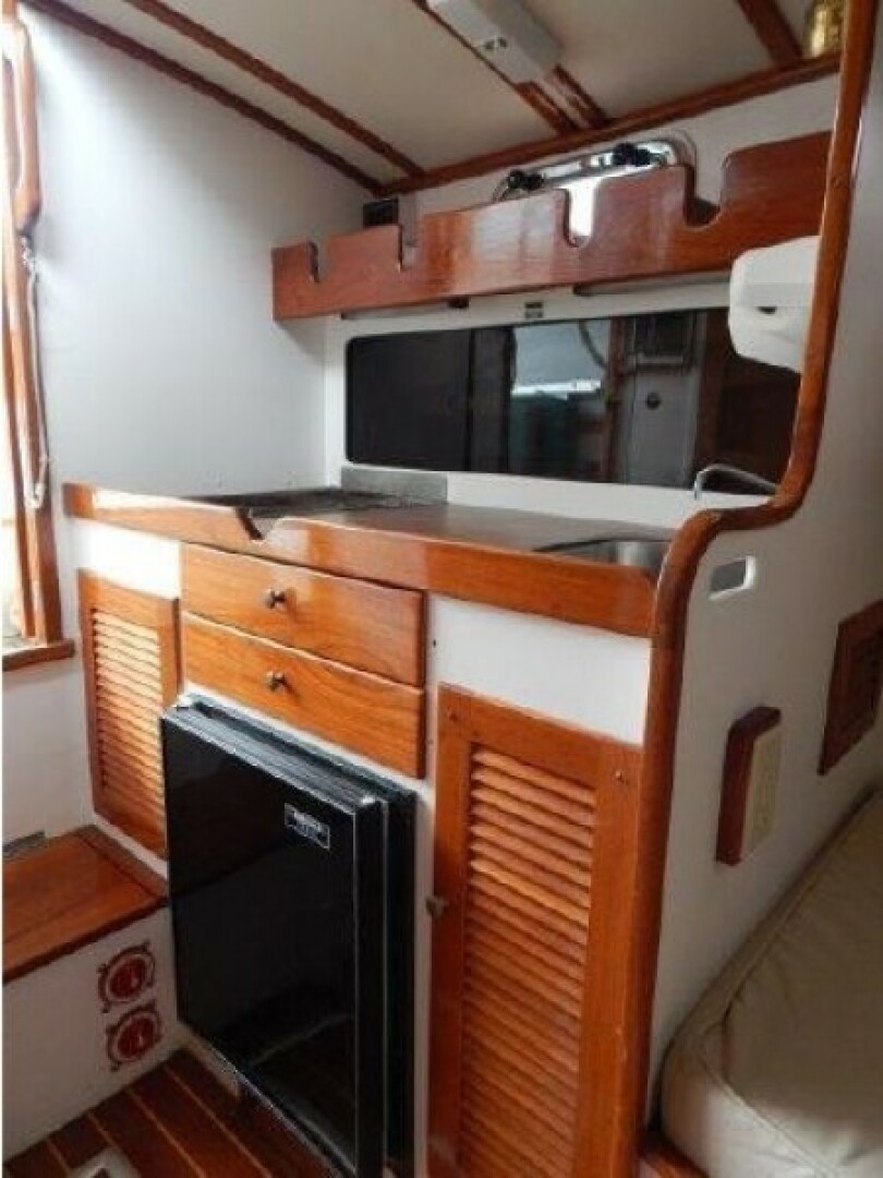 Dragonfly 29ft Dyer Yacht For Sale