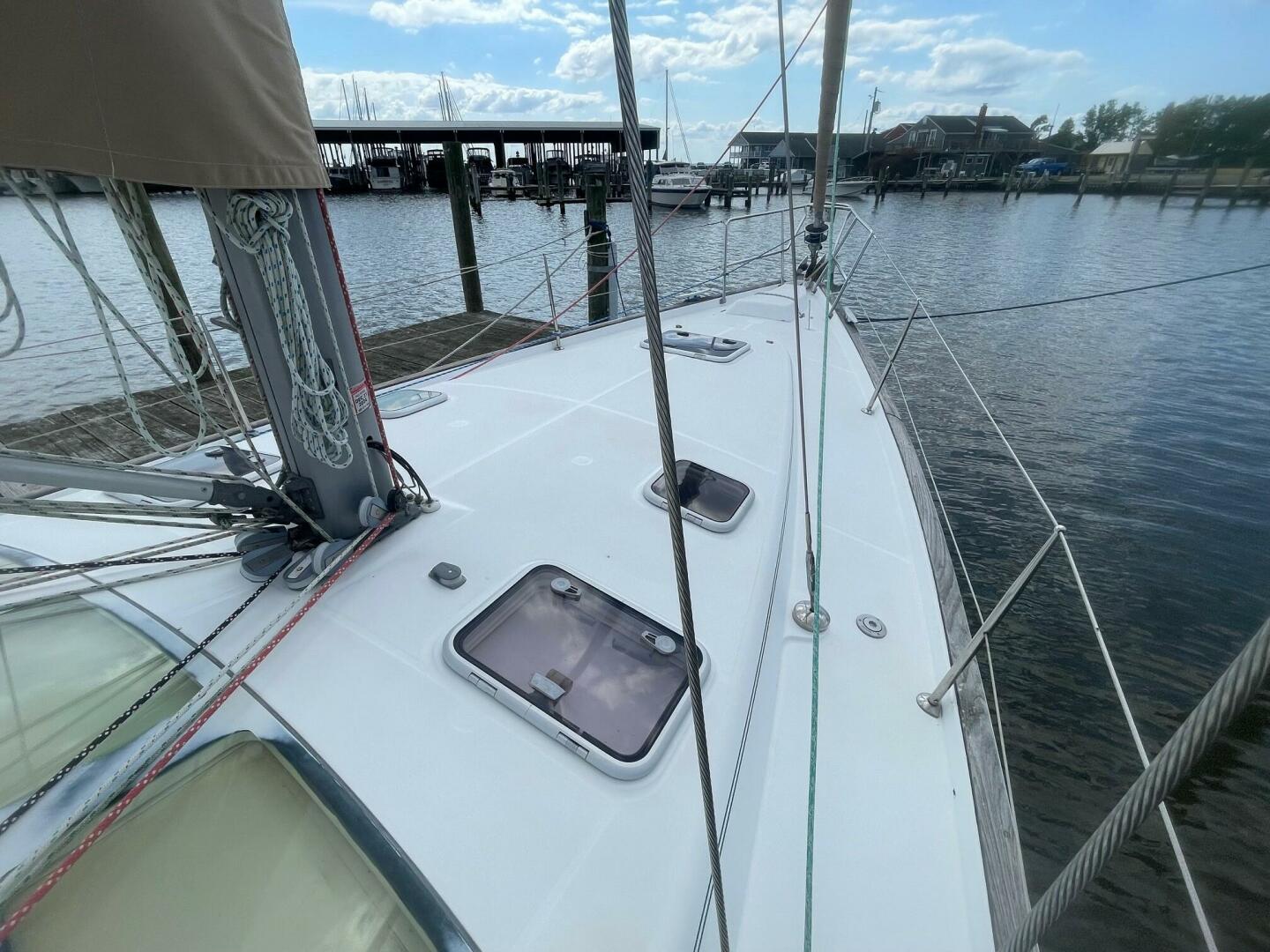 At Last 43ft Beneteau Yacht For Sale