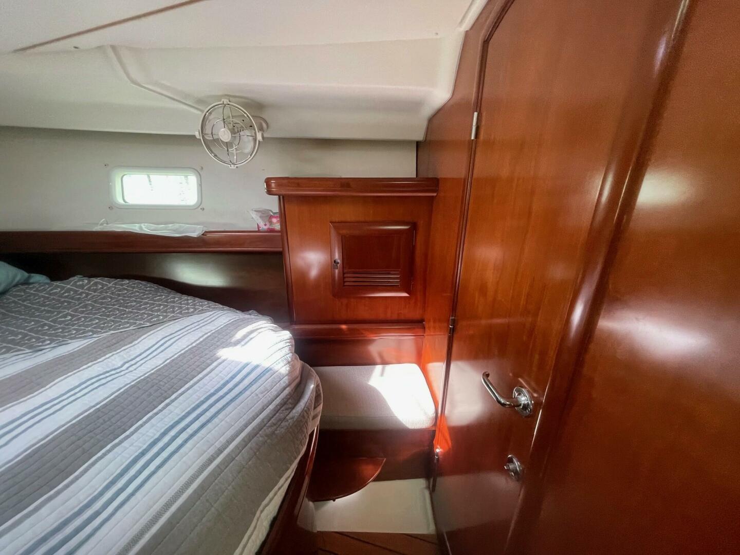 At Last 43ft Beneteau Yacht For Sale
