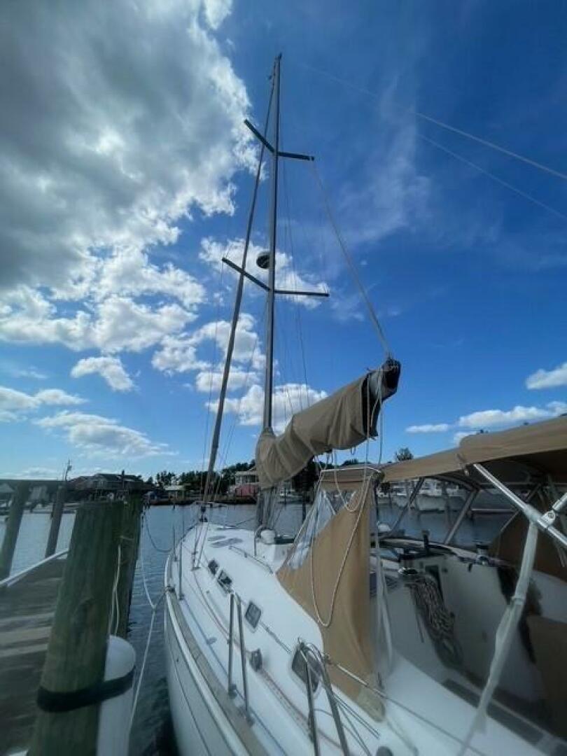 At Last 43ft Beneteau Yacht For Sale