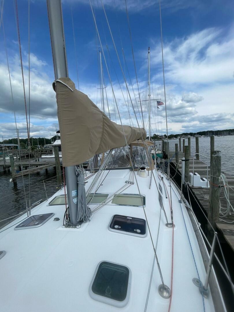 At Last 43ft Beneteau Yacht For Sale