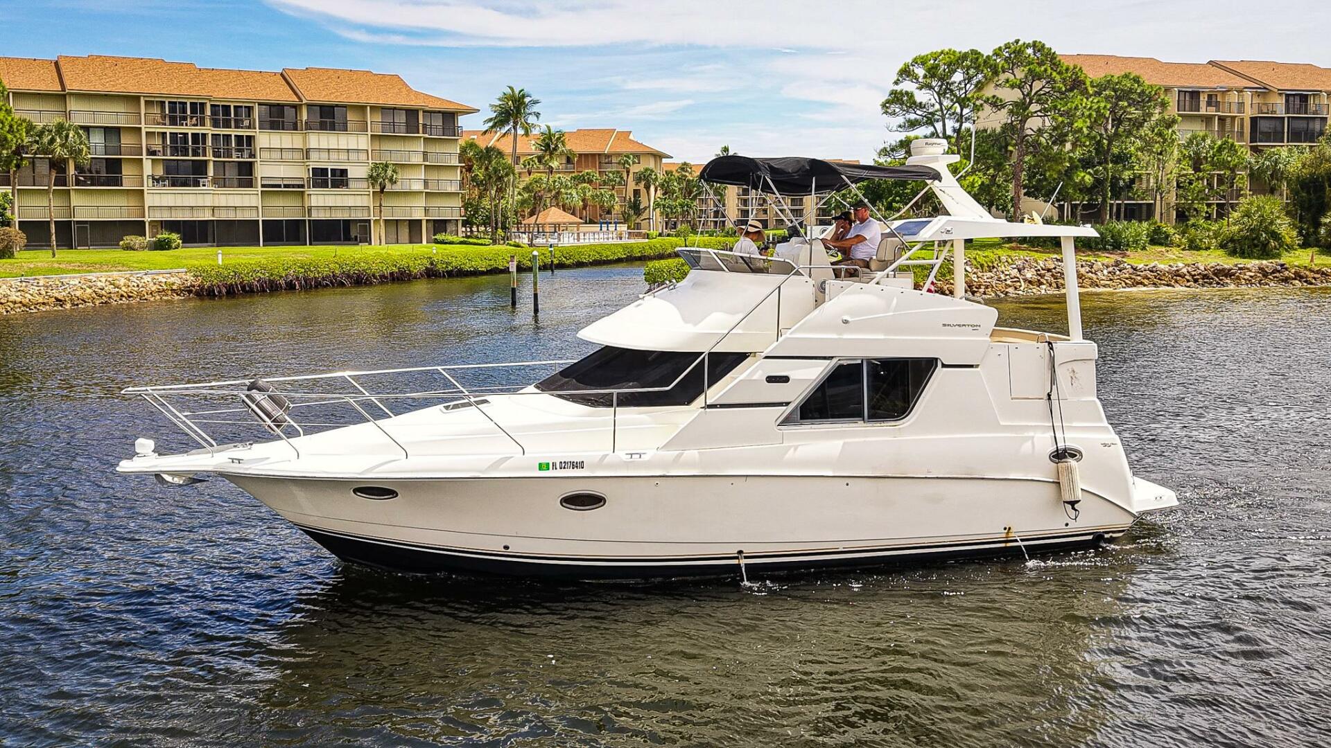 Knot So Fast 41ft Silverton Yacht For Sale