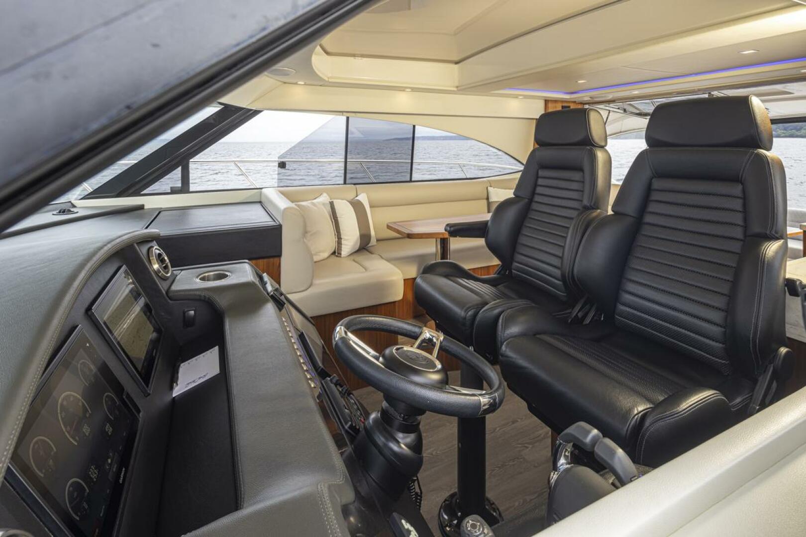 Lucky Dog 50ft Riviera Yacht For Sale