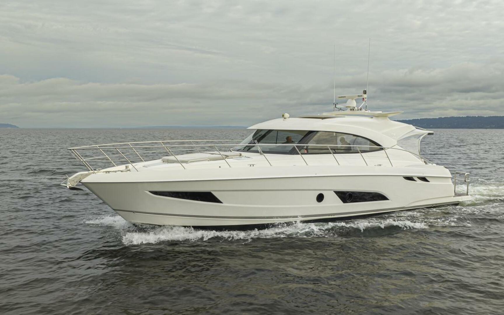 Lucky Dog 50ft Riviera Yacht For Sale