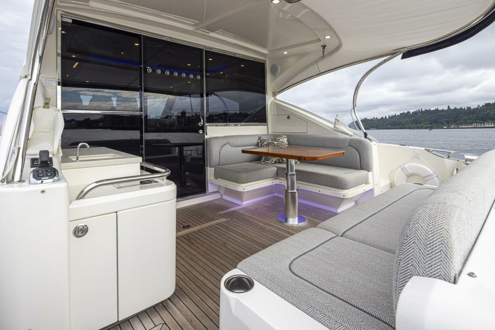 Lucky Dog 50ft Riviera Yacht For Sale