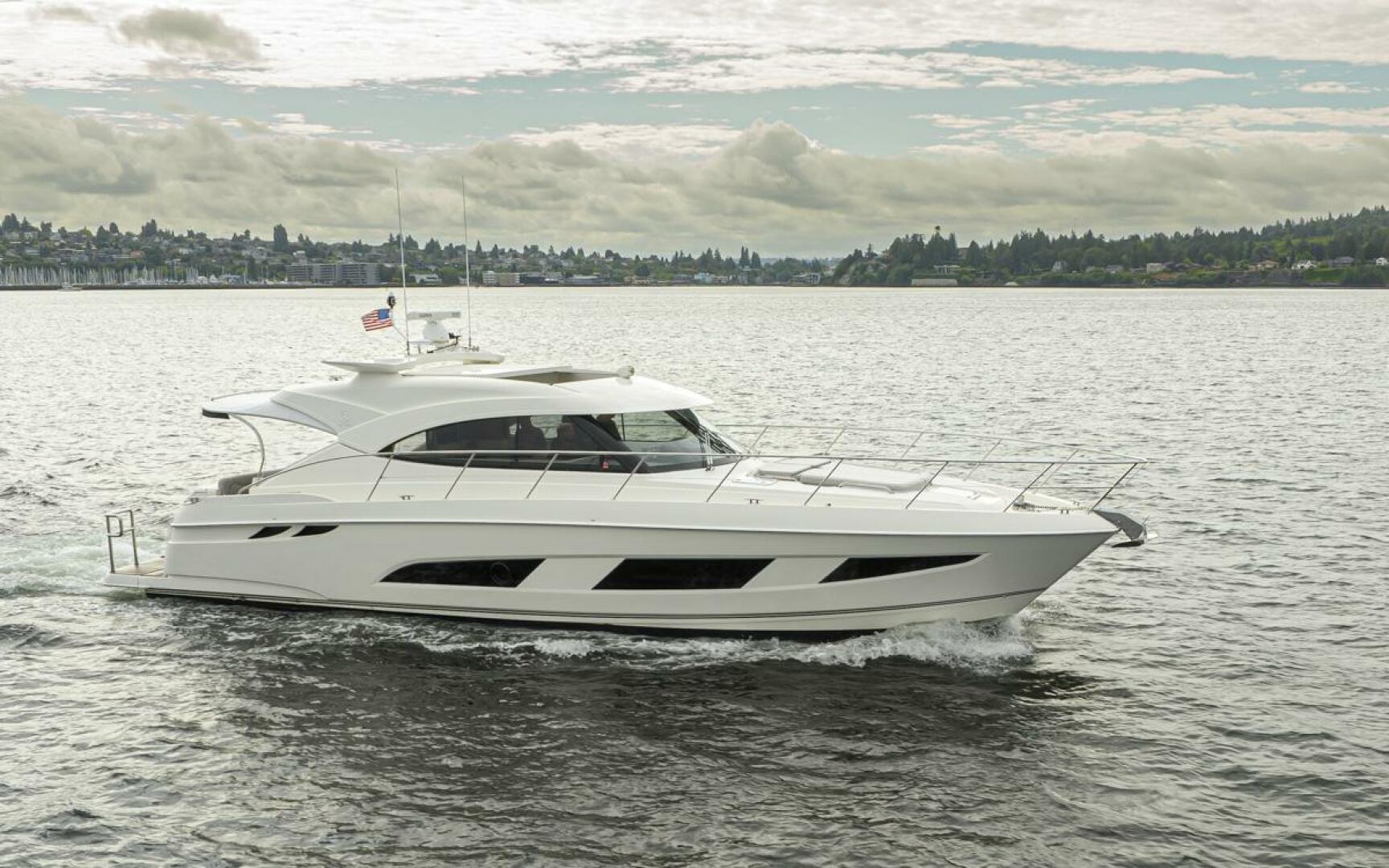 Lucky Dog 50ft Riviera Yacht For Sale