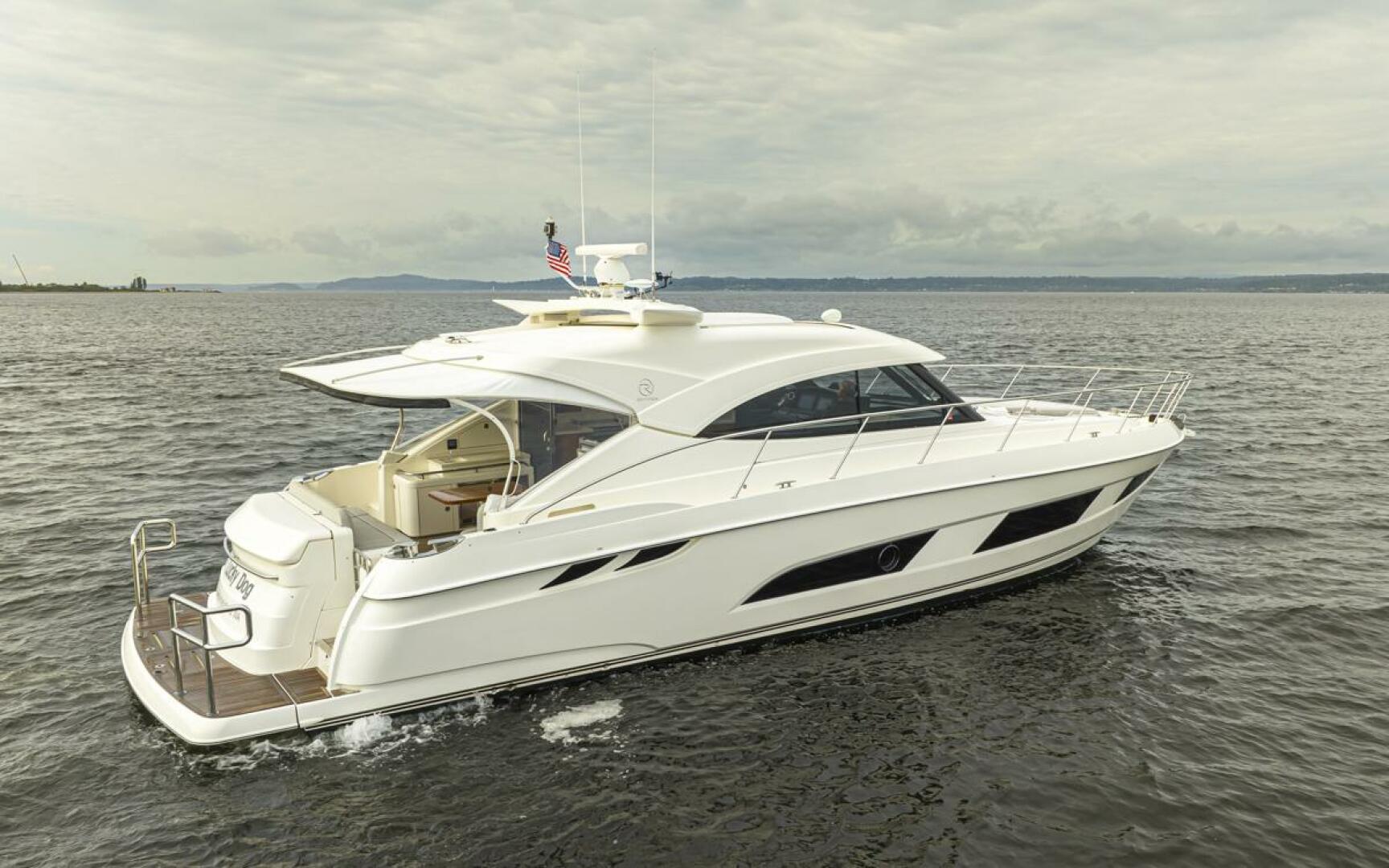 Lucky Dog 50ft Riviera Yacht For Sale