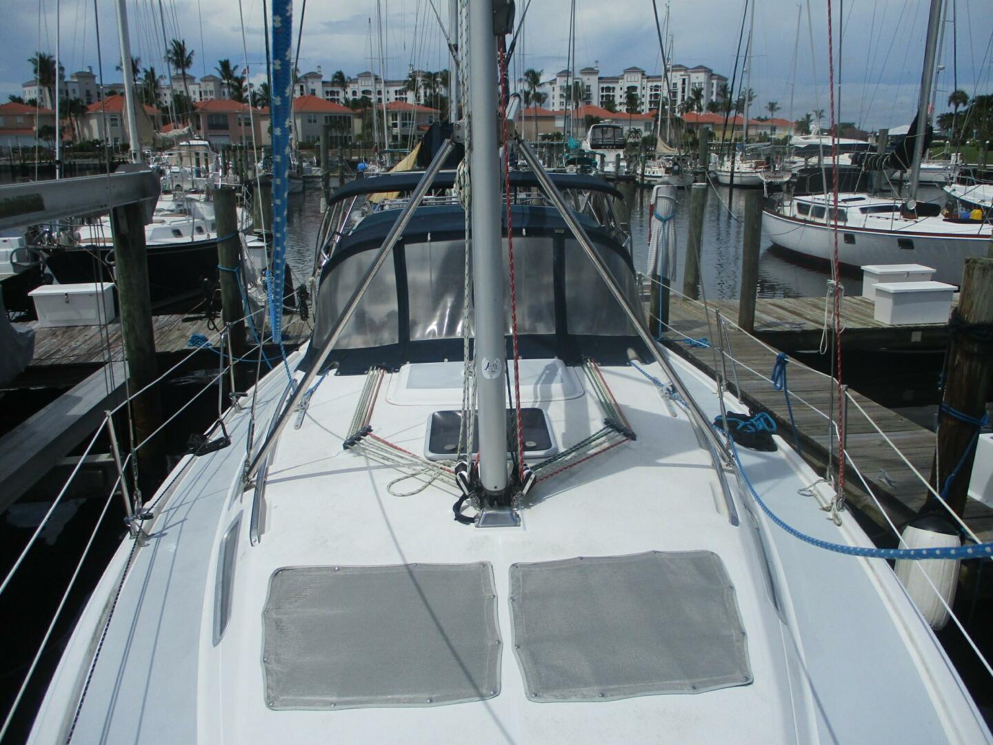 35ft Hunter Yacht For Sale