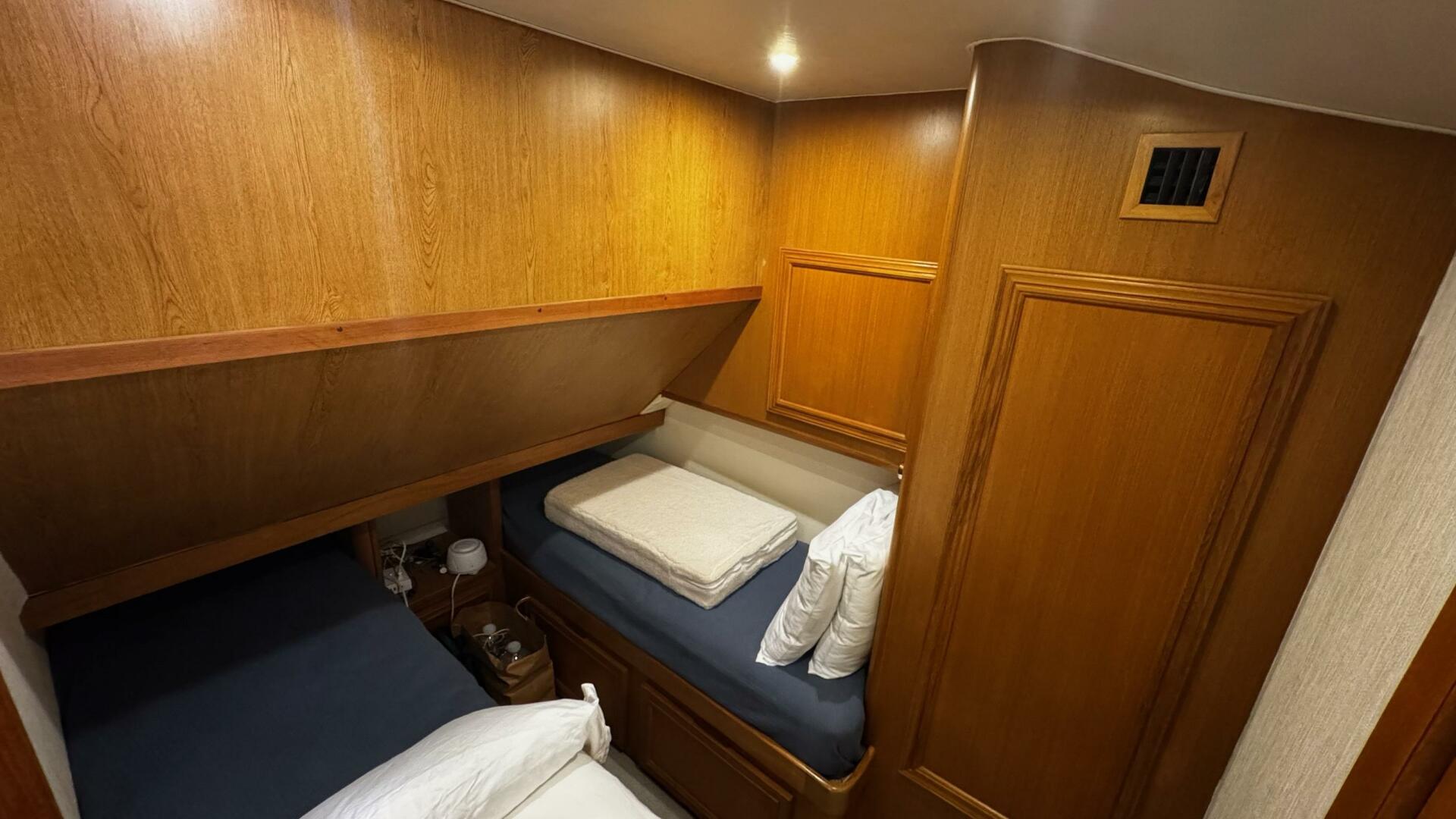 HAMMERTIME 48ft Cavileer Yacht For Sale