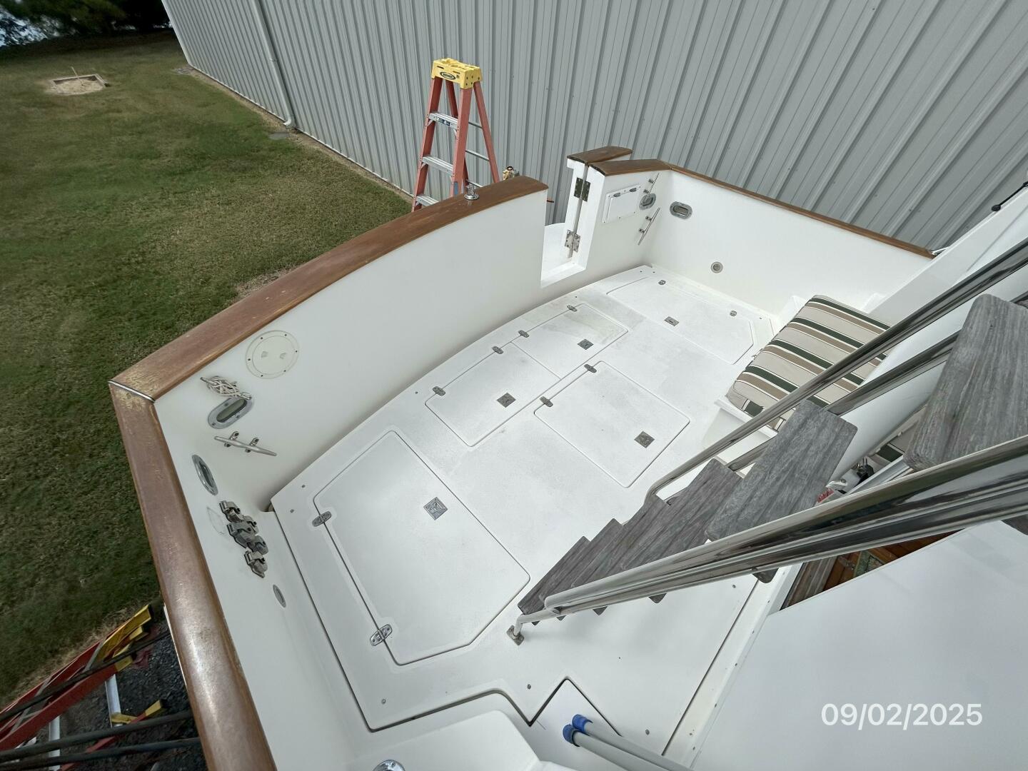 40' Legacy cockpit1