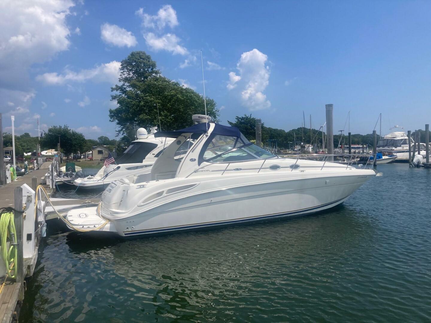 Clipper 36ft Sea Ray Yacht For Sale