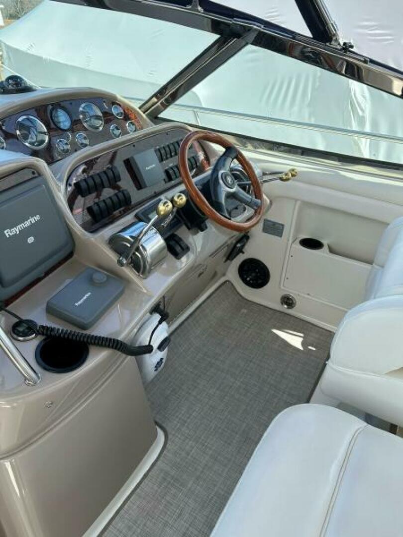Clipper 36ft Sea Ray Yacht For Sale