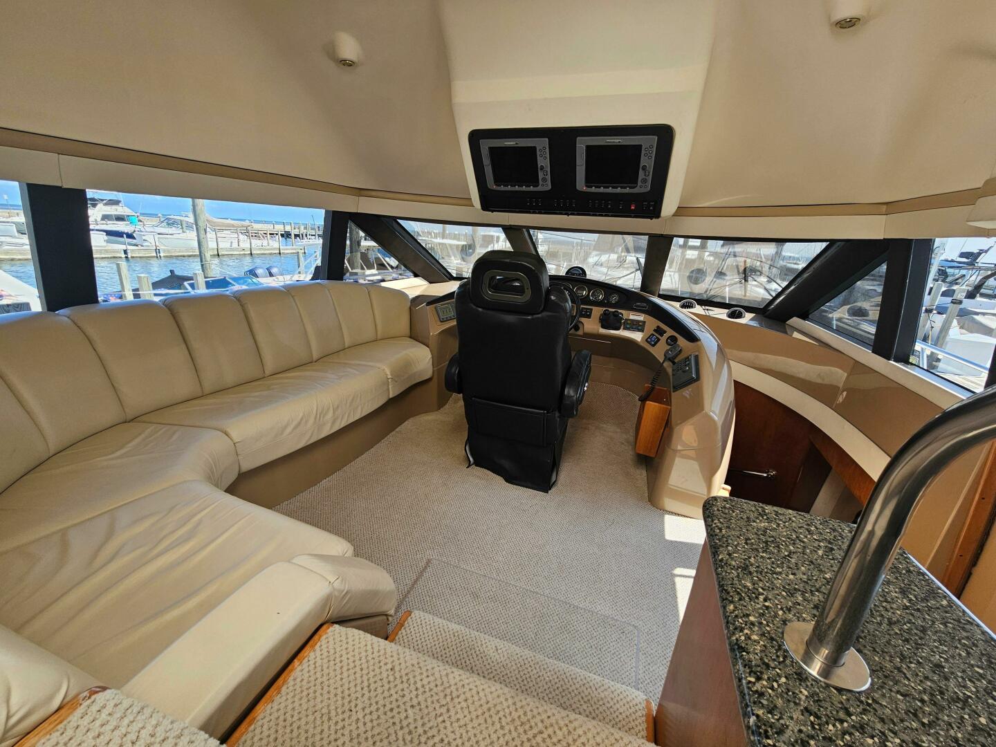 53ft Carver Yacht For Sale