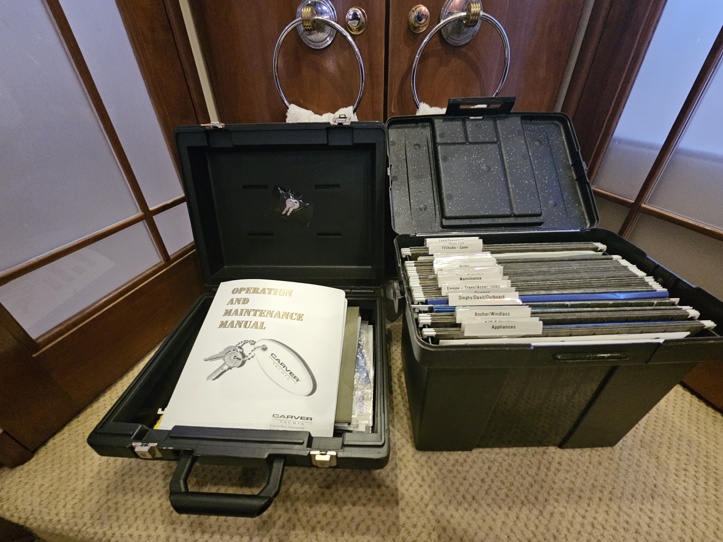 1999 Carver 530 Voyager