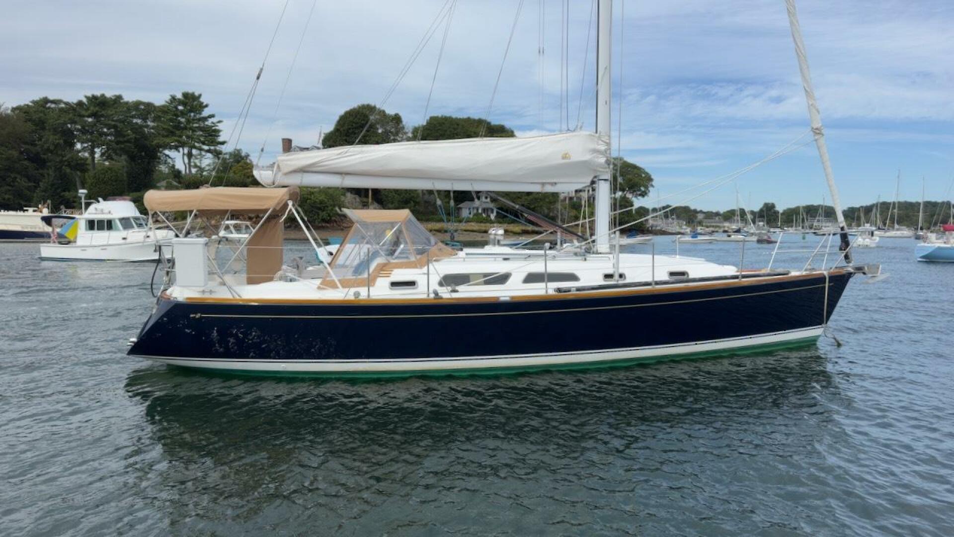 FINESSE 38ft Sabre Yacht For Sale