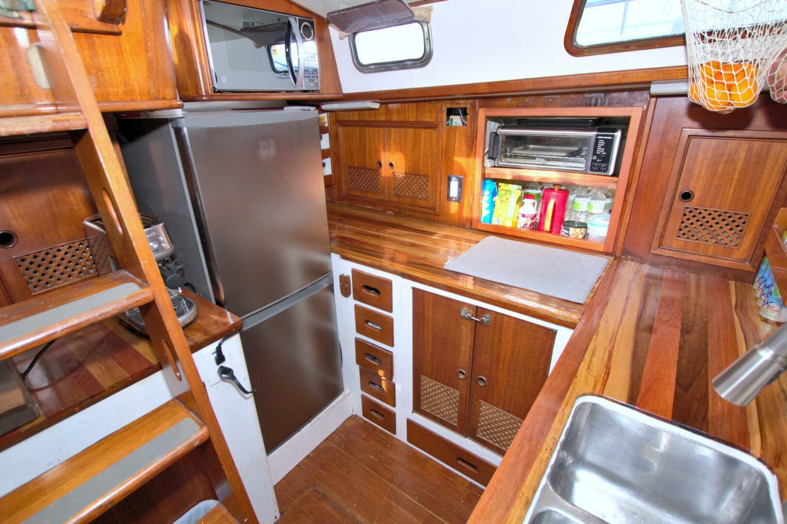 Satori 47ft CT Yacht For Sale