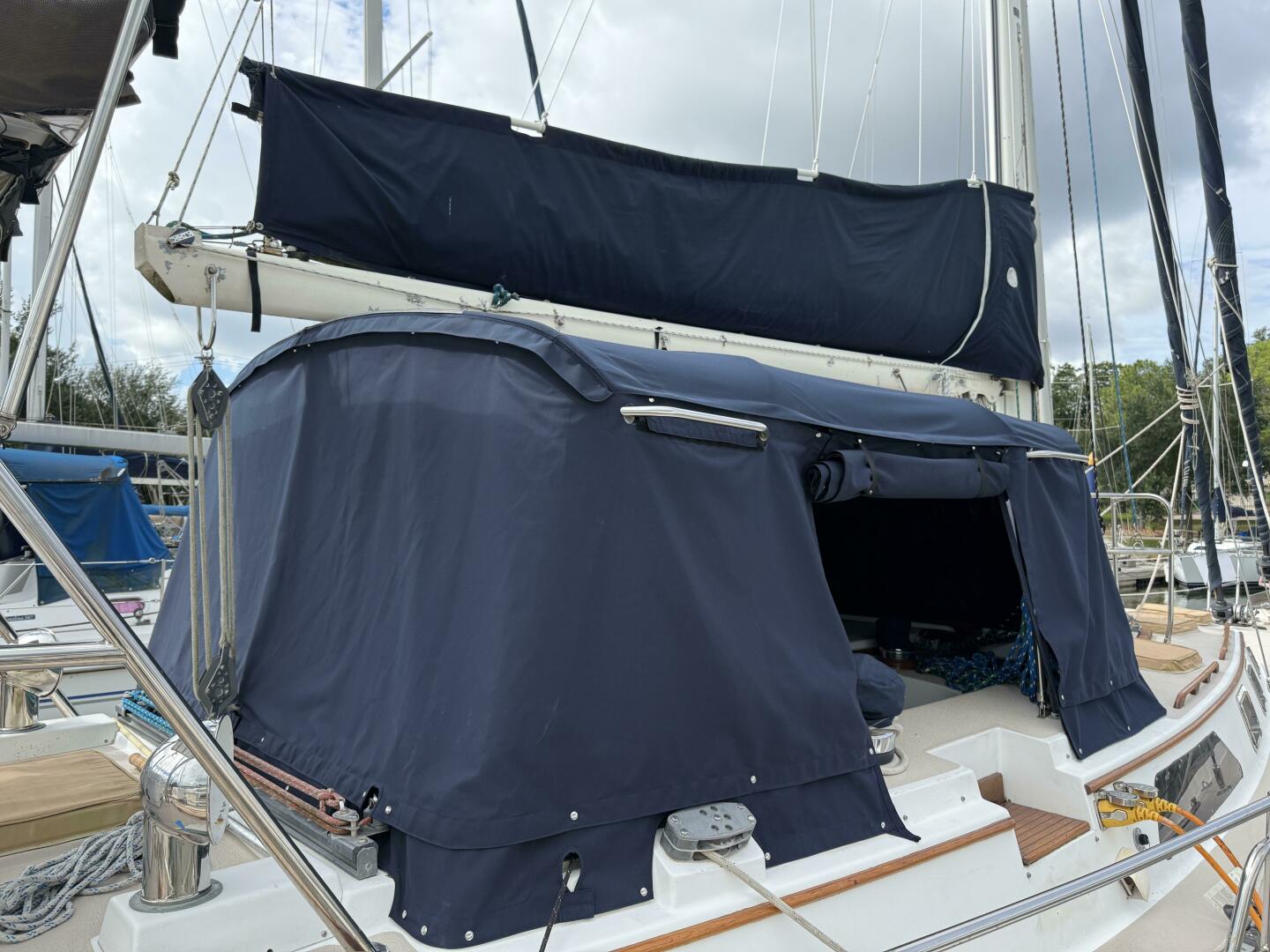 Meno Mosso 44ft Catalina Morgan Yacht For Sale