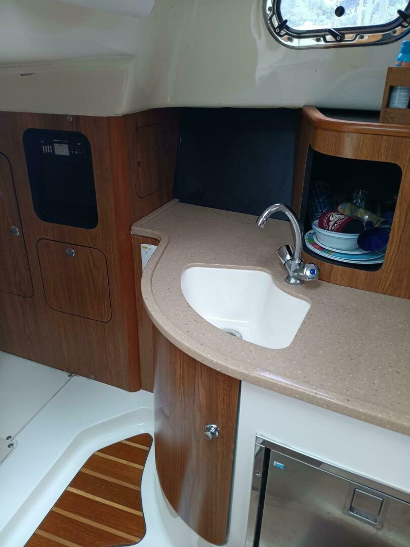 31ft Pursuit Yacht For Sale