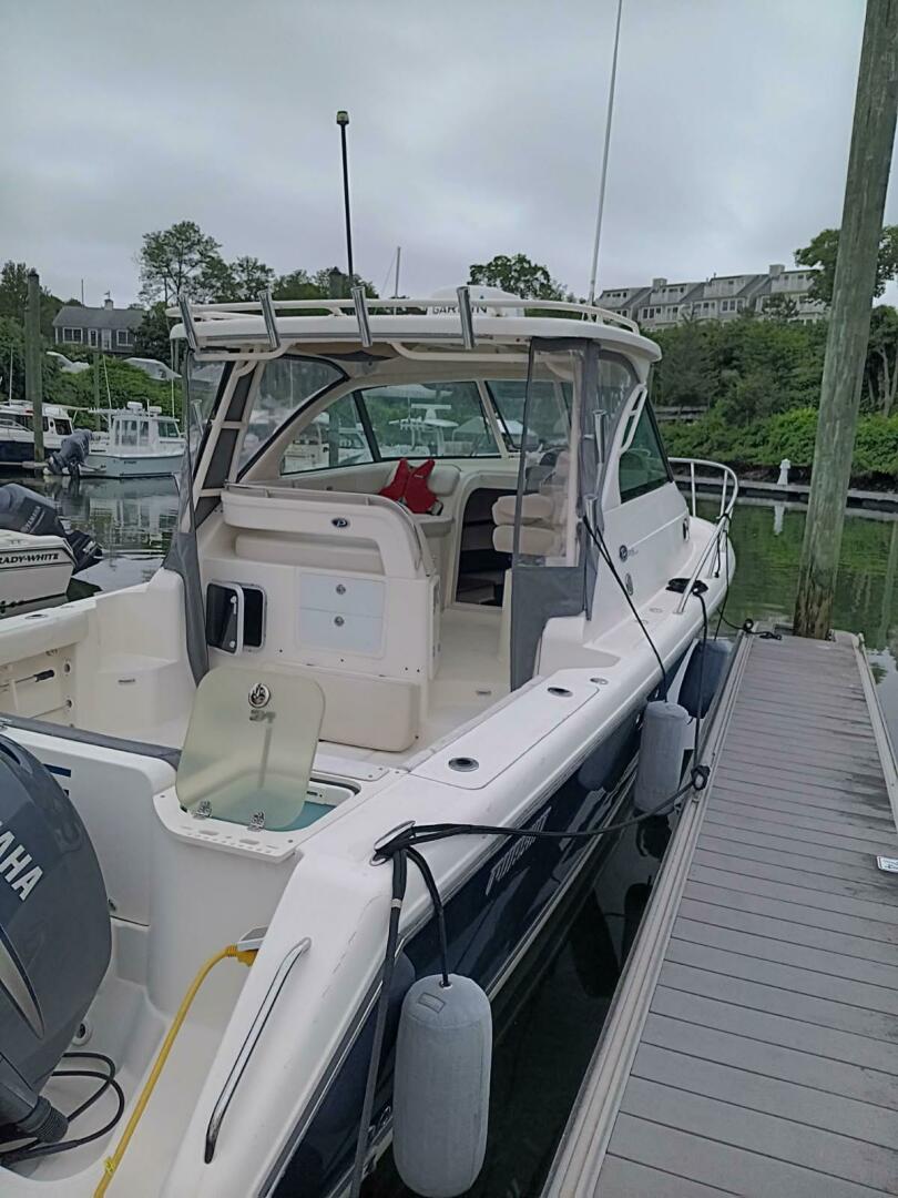 31ft Pursuit Yacht For Sale