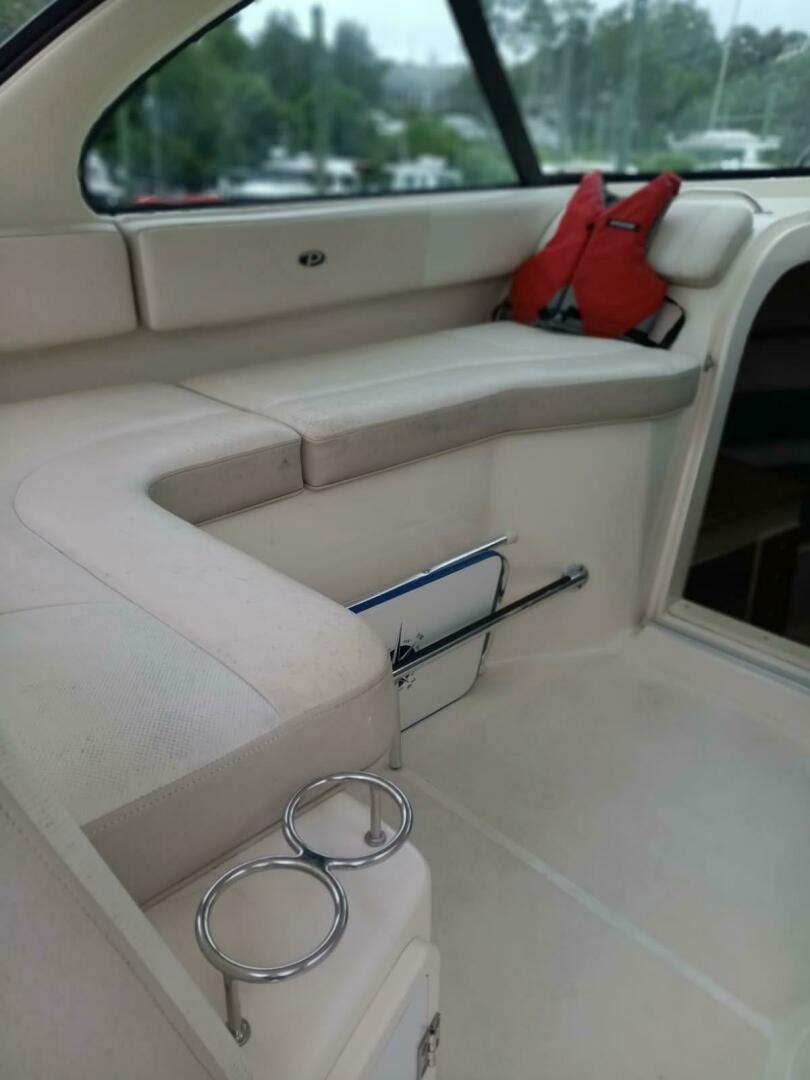31ft Pursuit Yacht For Sale