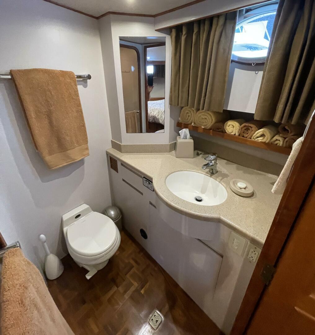 Moore Fun 48ft Ocean Alexander Yacht For Sale