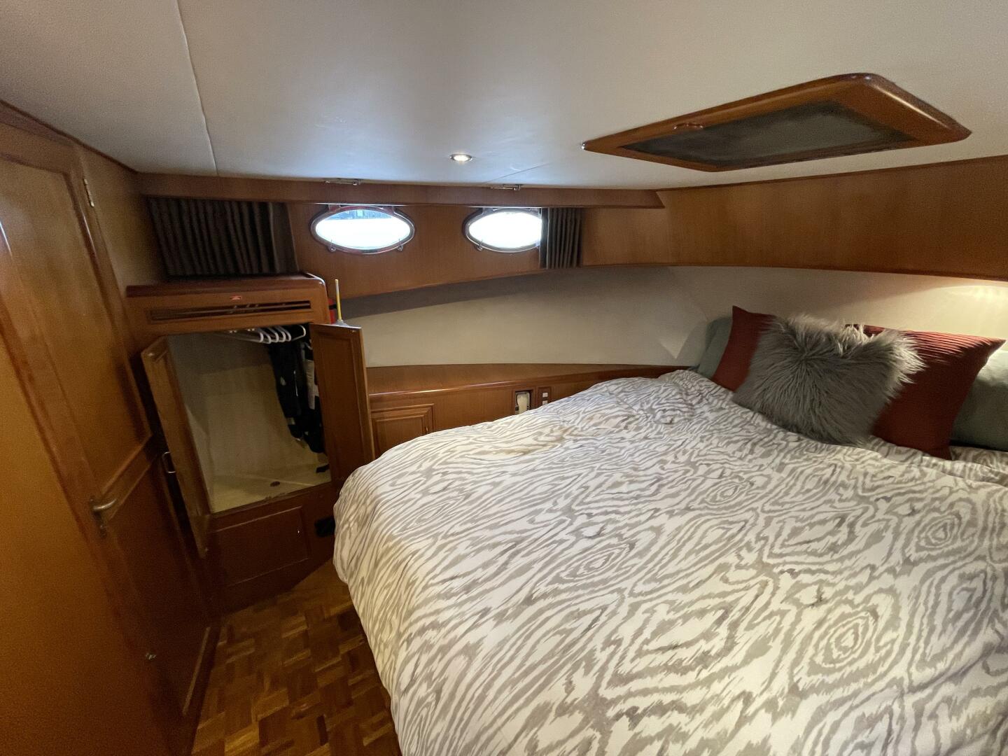 Moore Fun 48ft Ocean Alexander Yacht For Sale