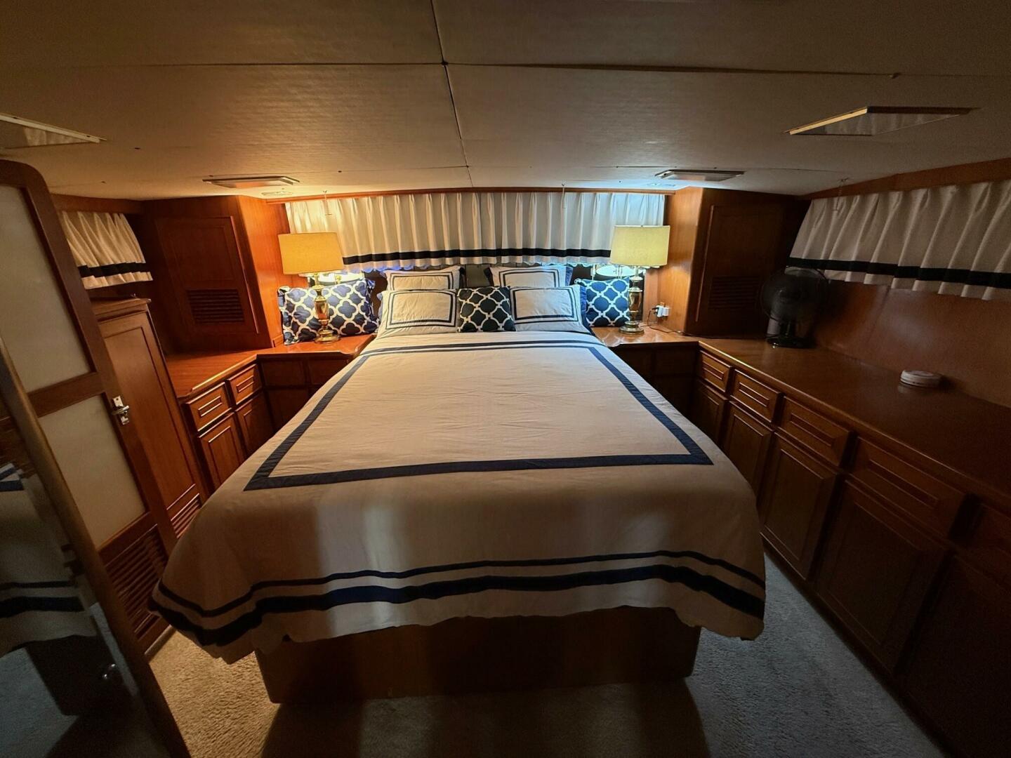 Sweet Caroline 52ft Jefferson Yacht For Sale