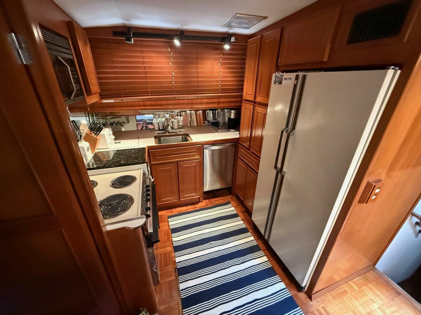 Sweet Caroline 52ft Jefferson Yacht For Sale