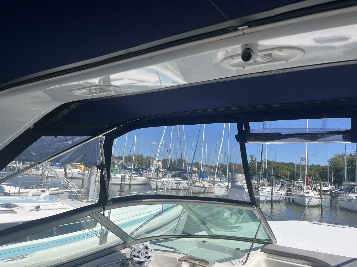 32ft Rinker Yacht For Sale