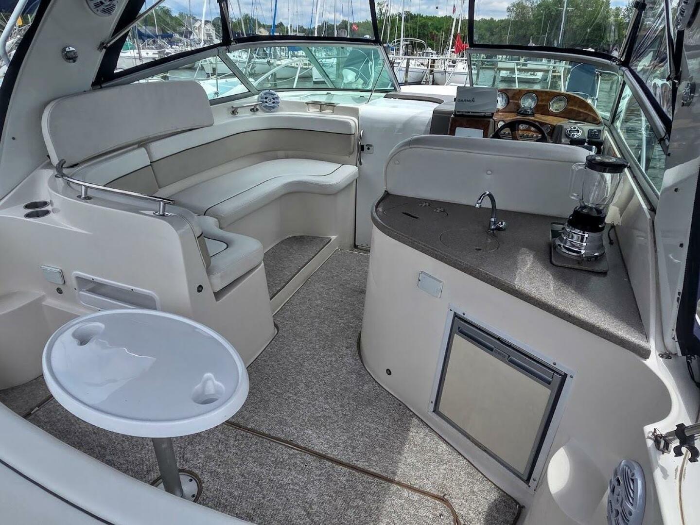 32ft Rinker Yacht For Sale