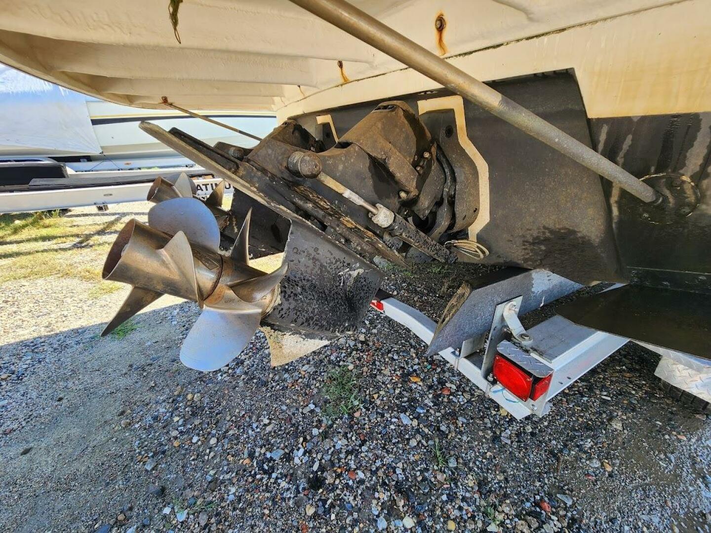 32ft Rinker Yacht For Sale