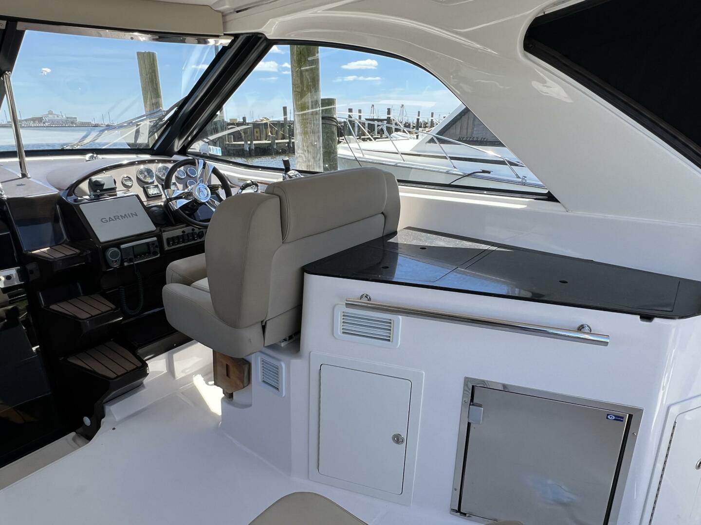 35ft Regal Yacht For Sale
