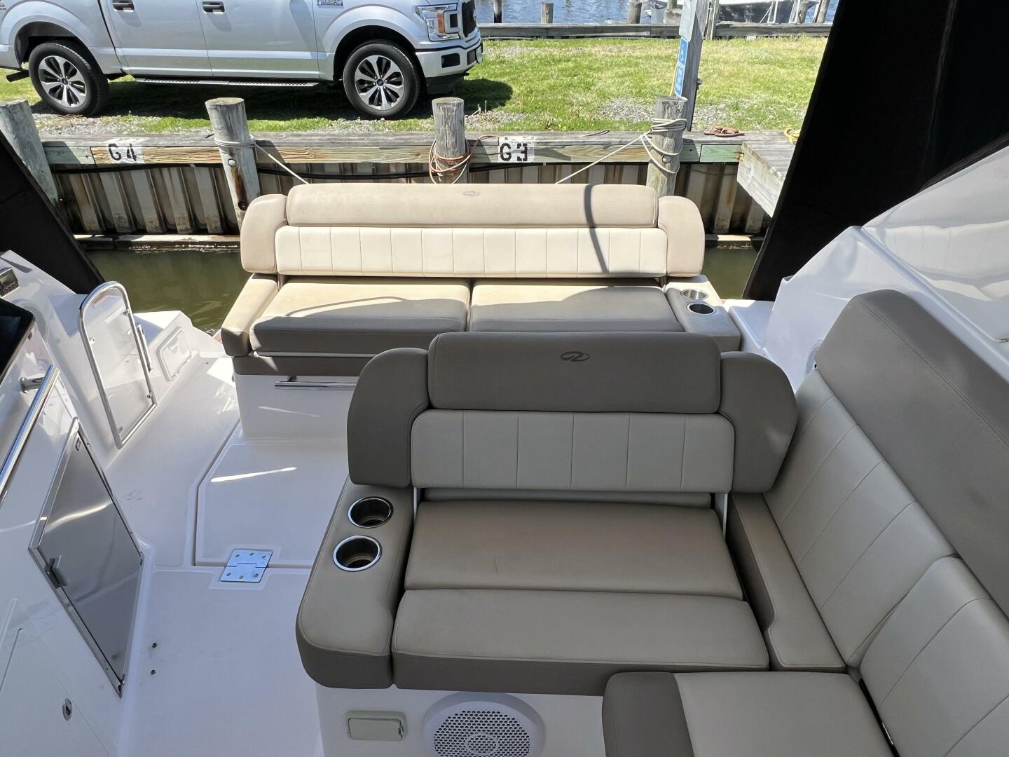 35ft Regal Yacht For Sale