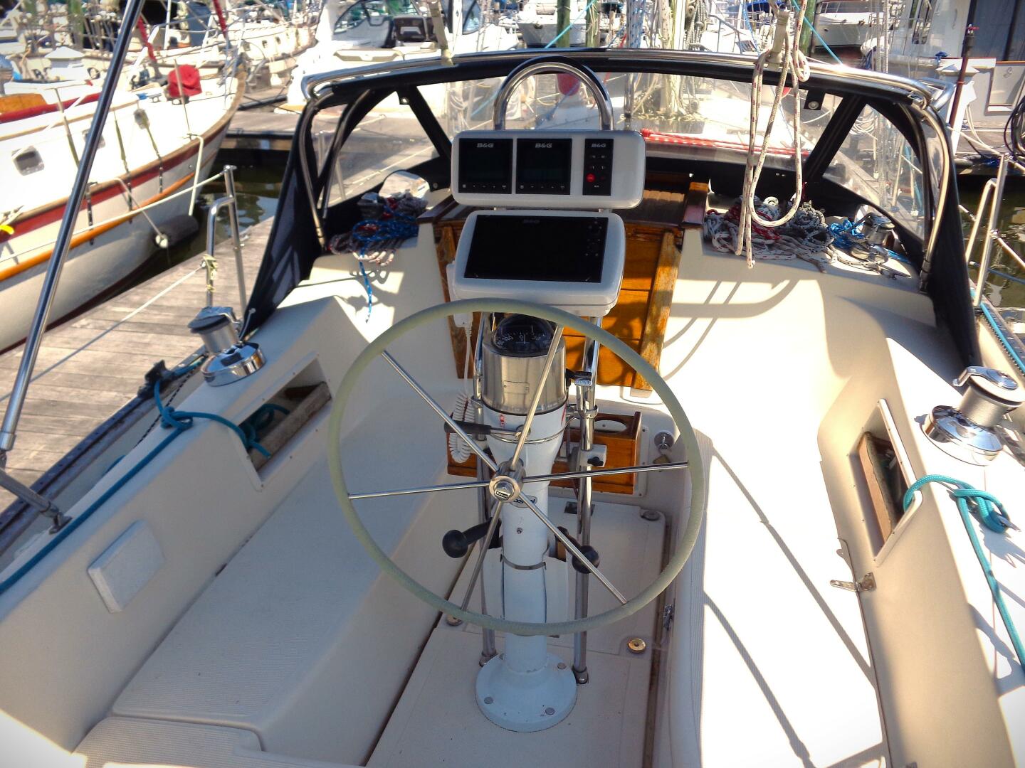 ADVENTURE 37ft Pacific Seacraft Yacht For Sale