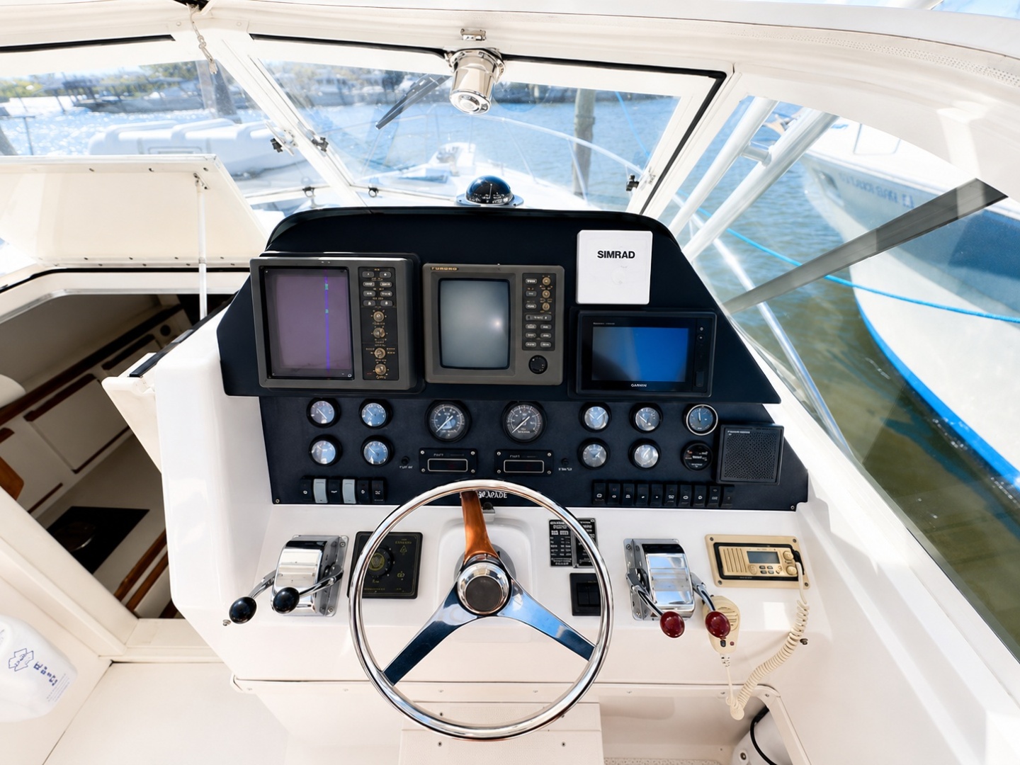 Escapade 29ft Blackfin Yacht For Sale