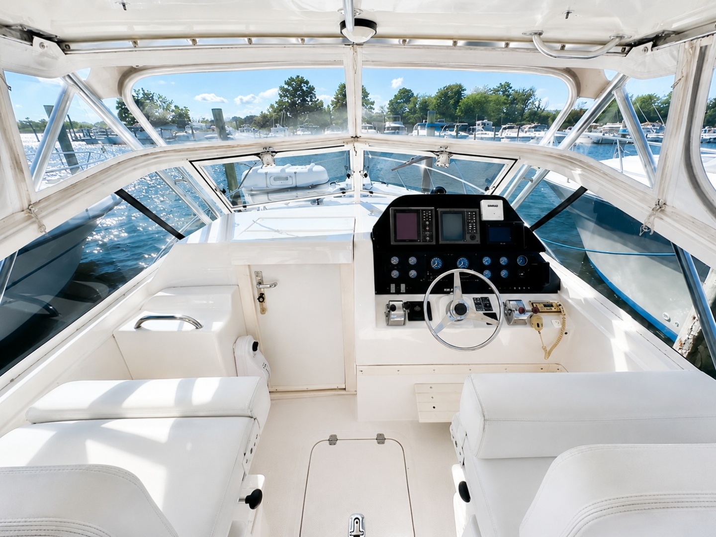 Escapade 29ft Blackfin Yacht For Sale