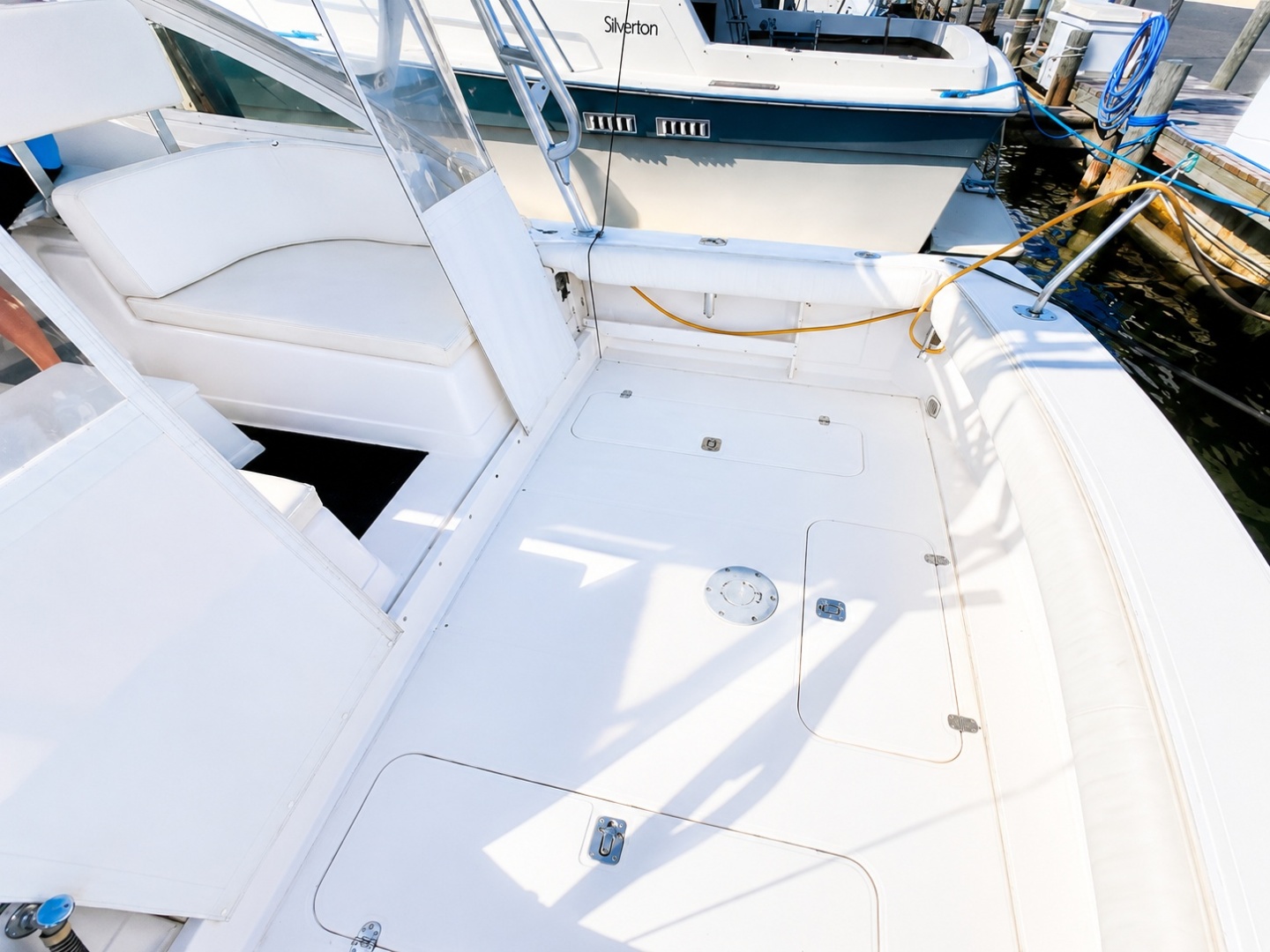 Escapade 29ft Blackfin Yacht For Sale
