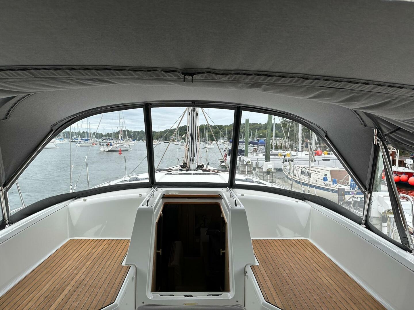 54ft Jeanneau Yacht For Sale