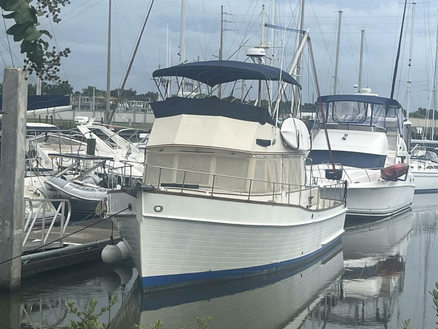 Chosen Sun 42ft Grand Banks Yacht For Sale